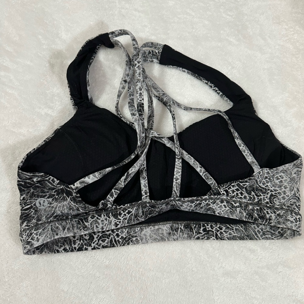 Lululemon Sports bra - Picture 3 of 3
